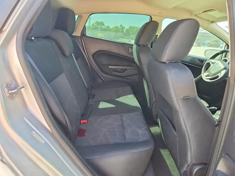 2012 FORD FIESTA SE  