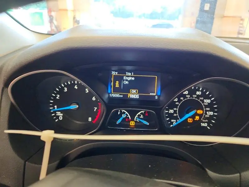 2016 FORD FOCUS SE  