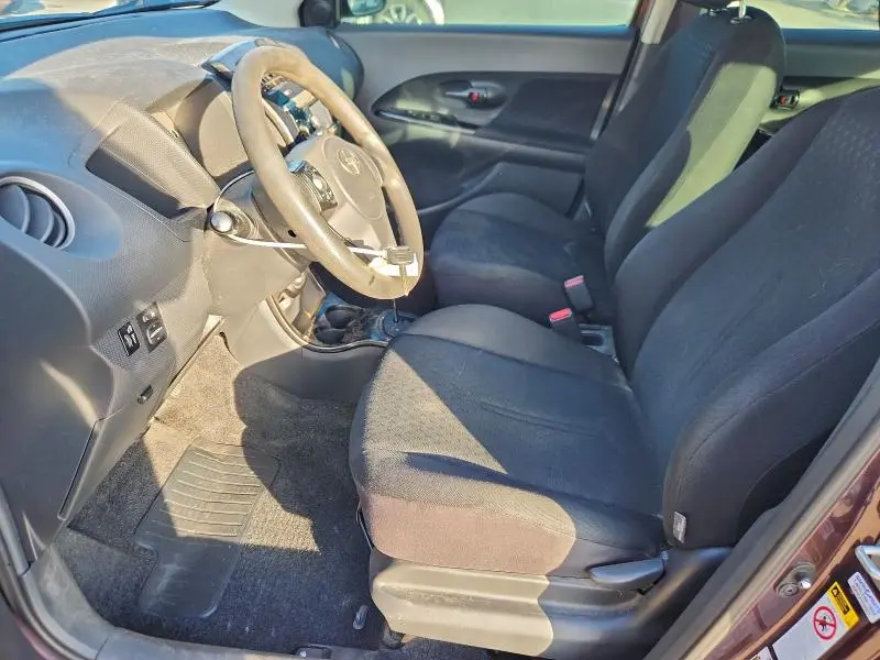 2010 TOYOTA SCION XD   