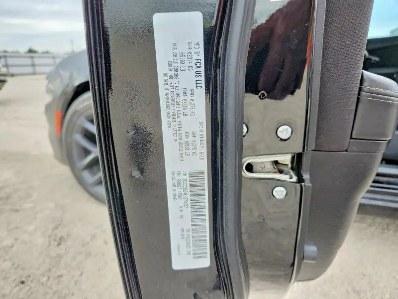 2019 DODGE CHARGER SXT  