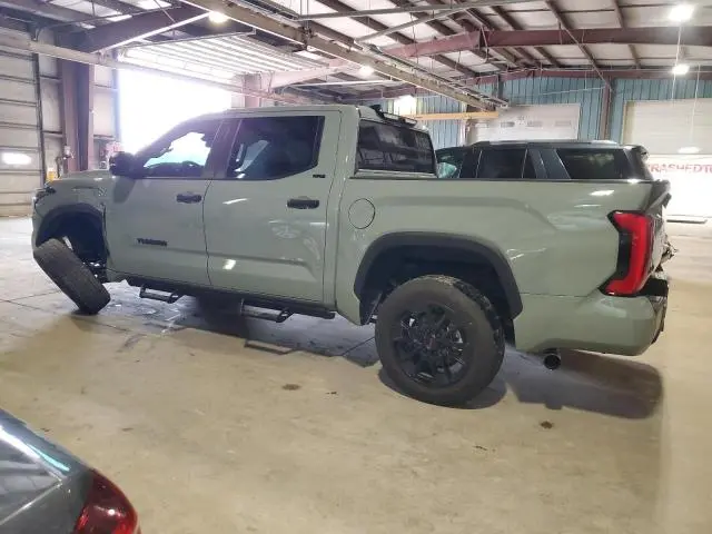 2024 TOYOTA TUNDRA CREWMAX SR  