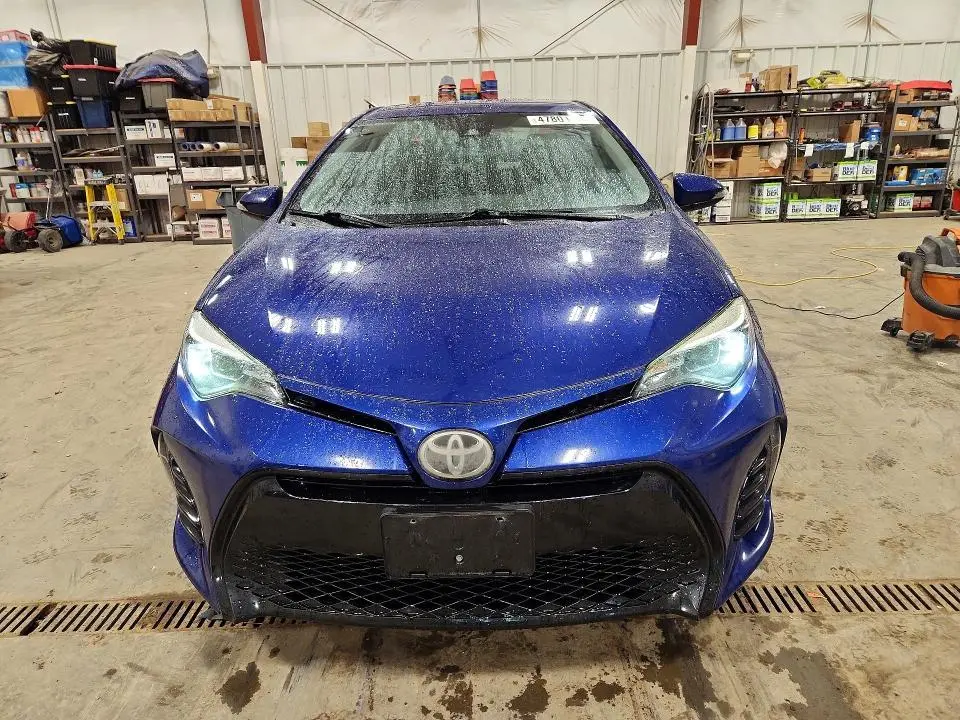 2017 TOYOTA COROLLA SE  