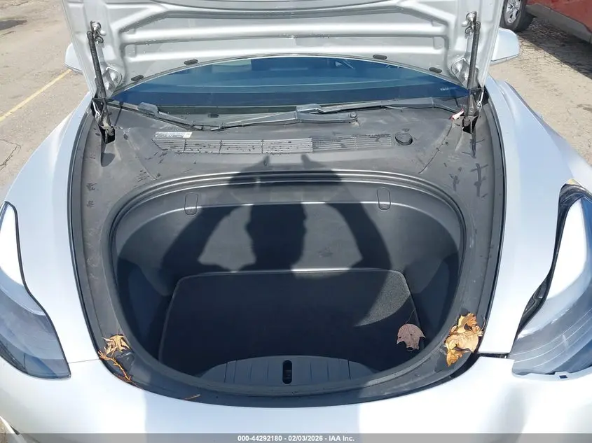 2018 TESLA MODEL 3 LONG RANGE/PERFORMANCE