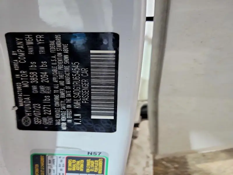 2024 HYUNDAI ELANTRA SEL  