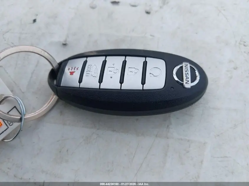 2019 NISSAN PATHFINDER SL