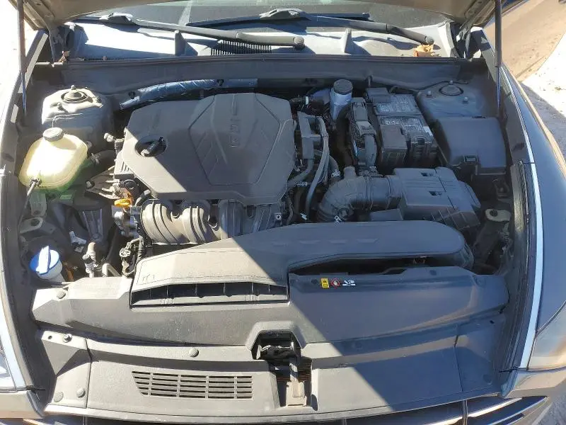 2020 HYUNDAI SONATA SE  
