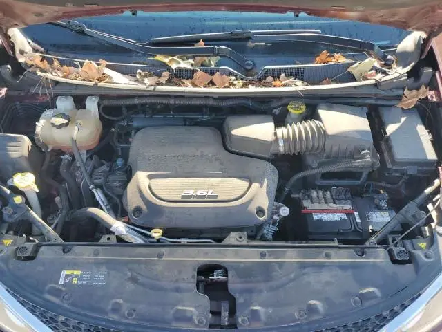 2017 CHRYSLER PACIFICA LIMITED  