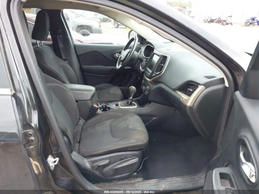 2015 JEEP CHEROKEE LATITUDE