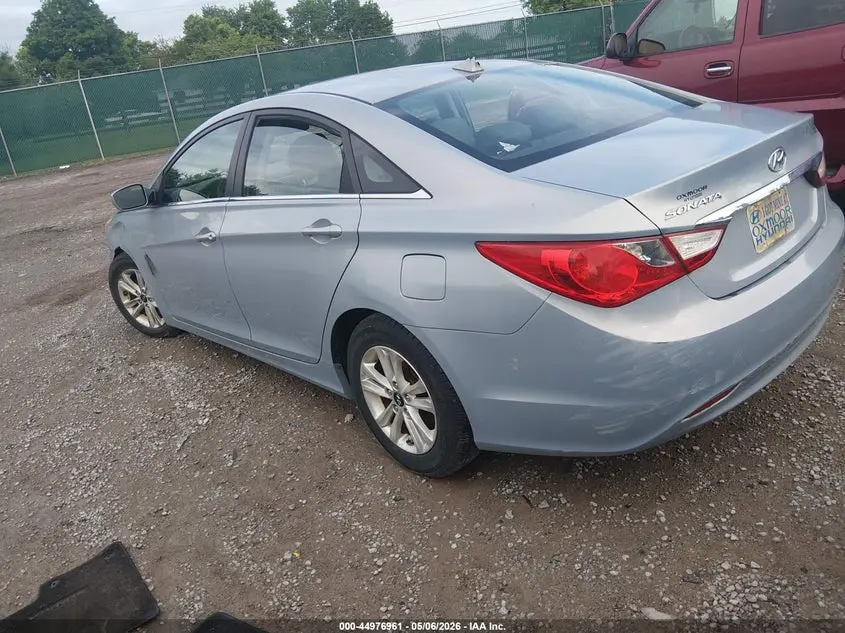 2011 HYUNDAI SONATA GLS