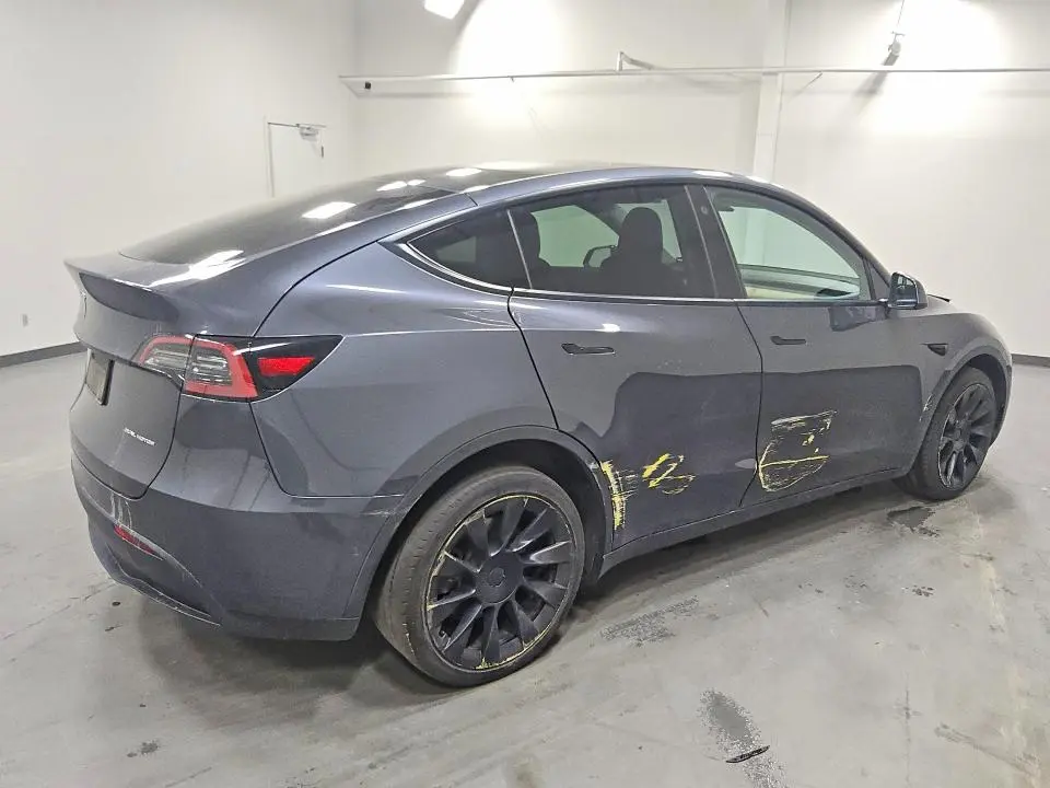 2021 TESLA MODEL Y   