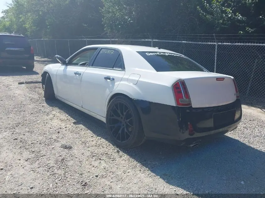 2013 CHRYSLER 300C  