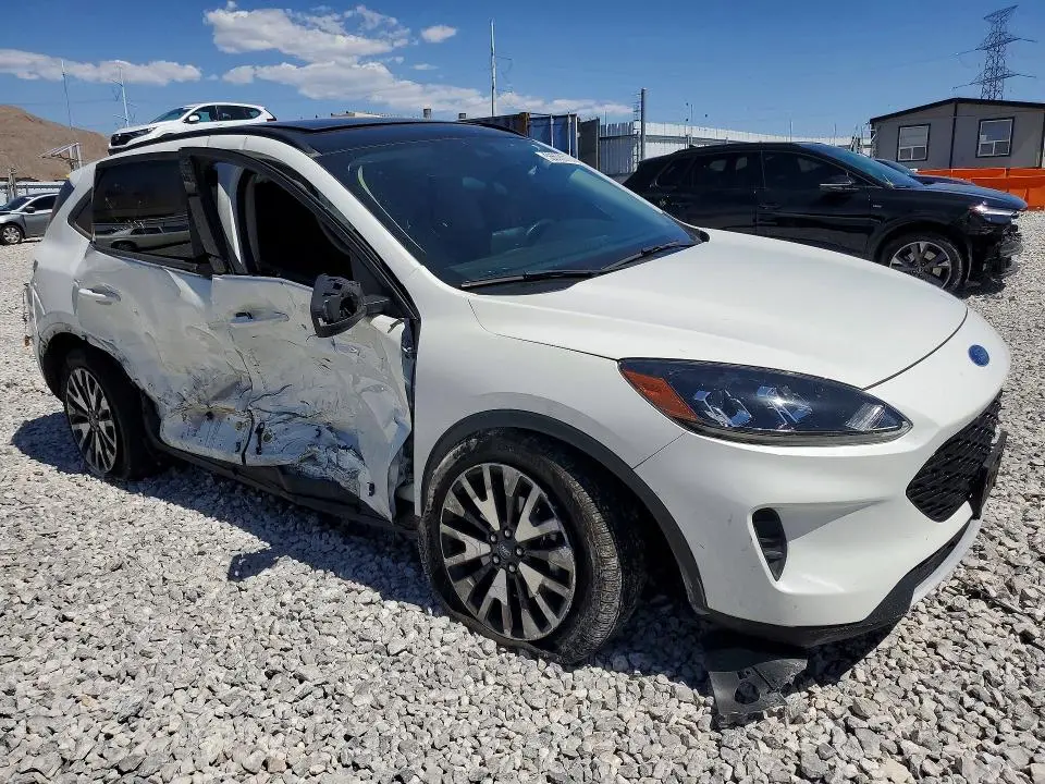 2020 FORD ESCAPE SE SPORT  
