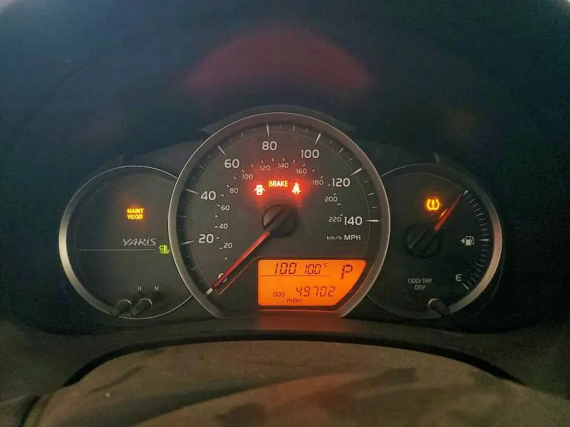 2014 TOYOTA YARIS