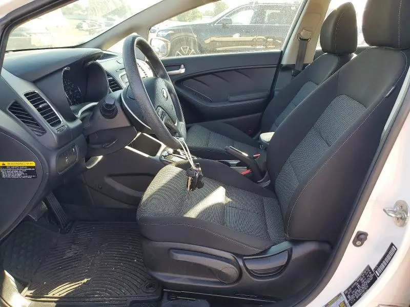 2018 KIA FORTE LX  