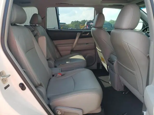 2013 TOYOTA HIGHLANDER BASE  