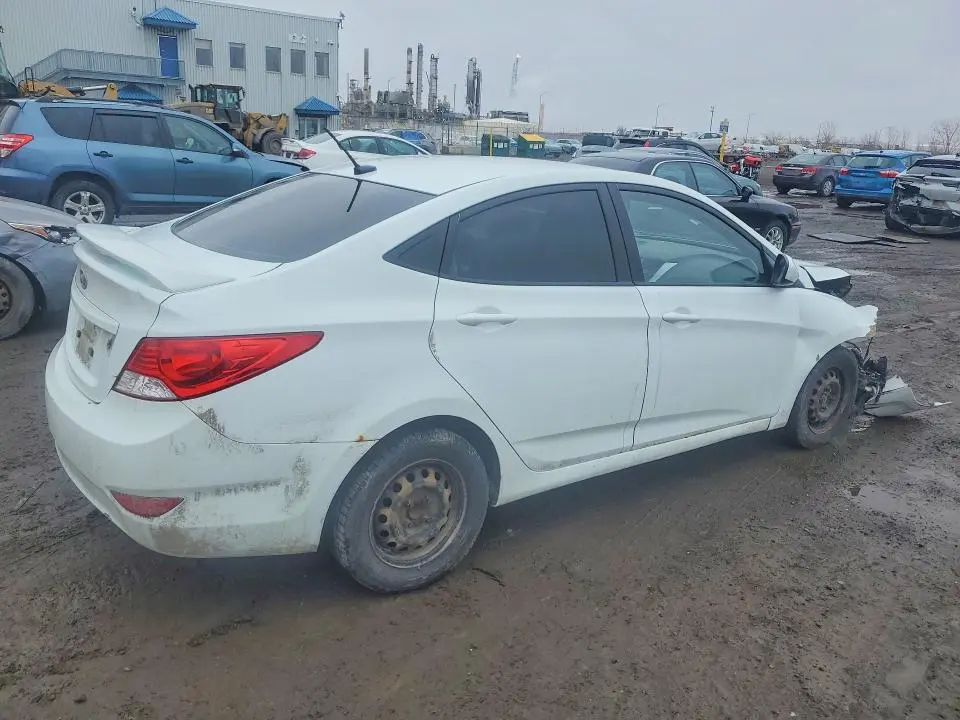2013 HYUNDAI ACCENT GLS  