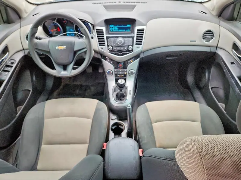 2012 CHEVROLET CRUZE LS  