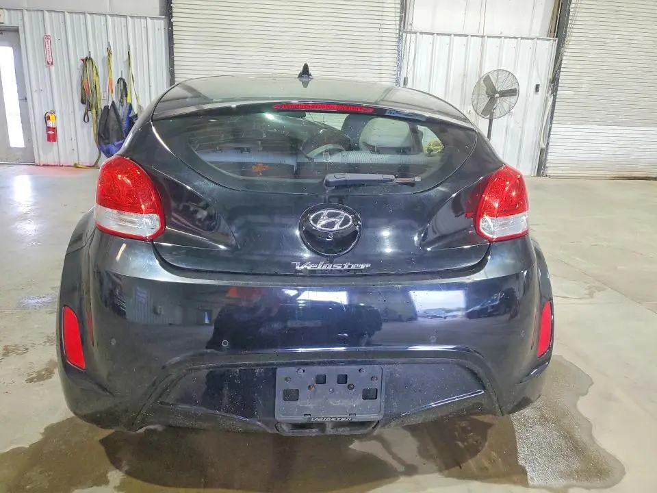 2013 HYUNDAI VELOSTER BASE  