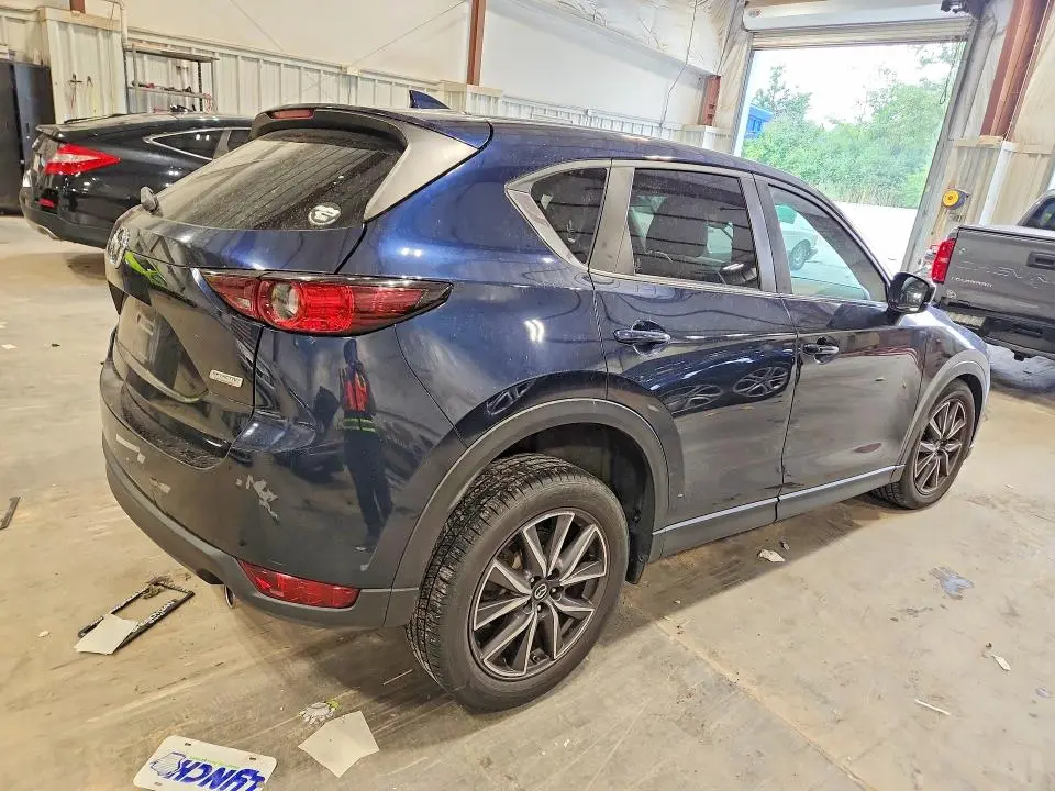 2018 MAZDA CX-5 TOURING  