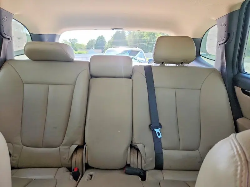 2010 HYUNDAI SANTA FE LIMITED  