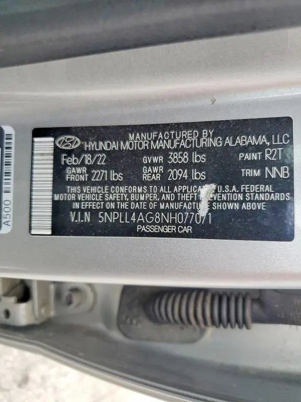 2022 HYUNDAI ELANTRA SE  