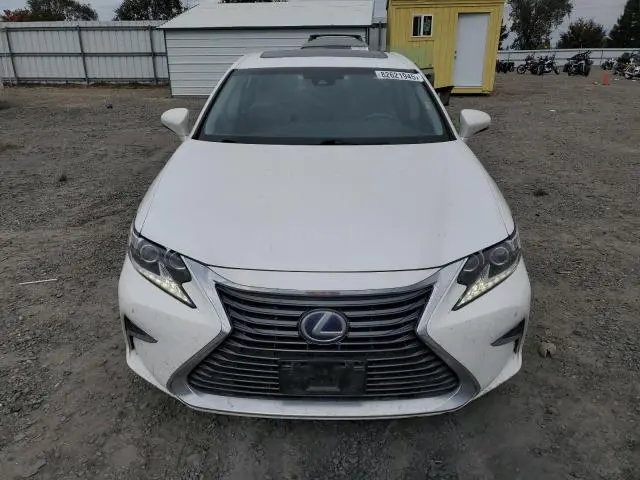 2017 LEXUS ES 300H  