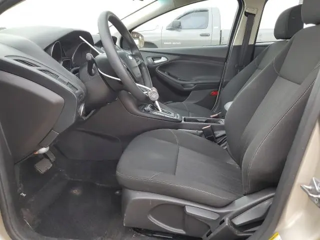 2017 FORD FOCUS SE  
