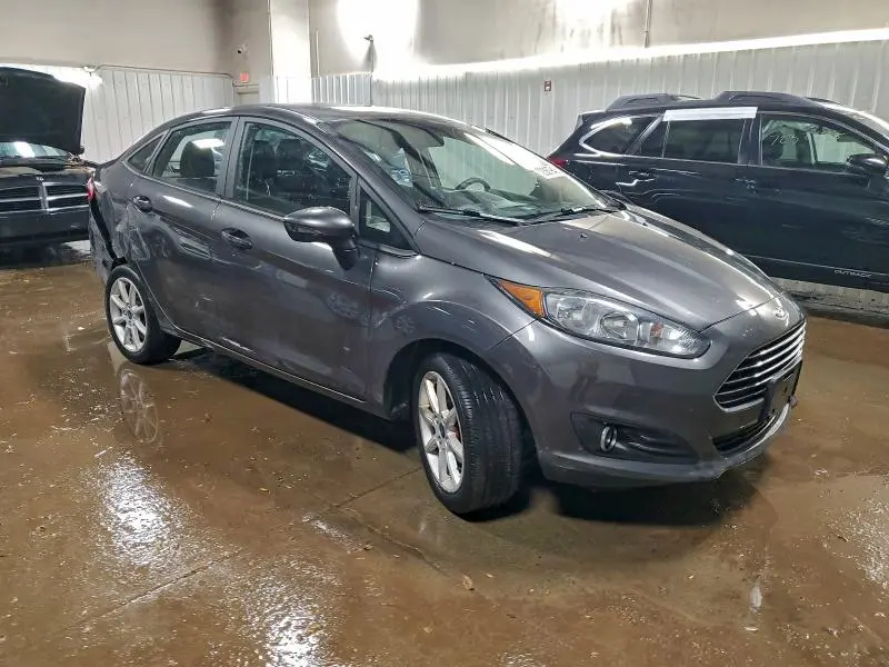 2017 FORD FIESTA SE  