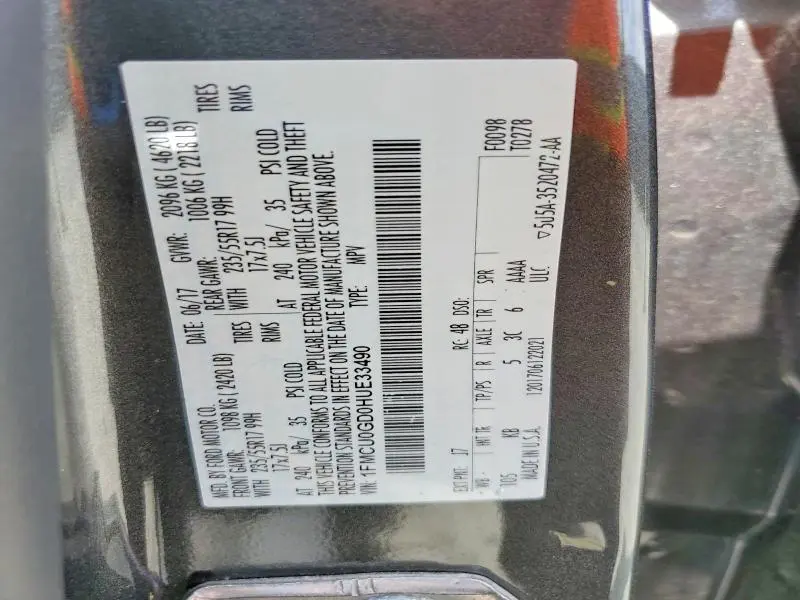 2017 FORD ESCAPE SE  
