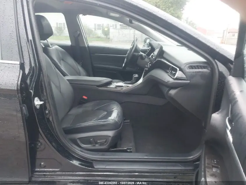 2023 TOYOTA CAMRY XLE HYBRID