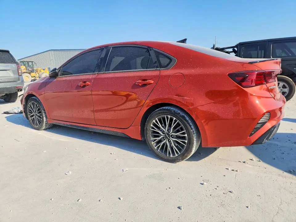 2023 KIA FORTE GT LINE  