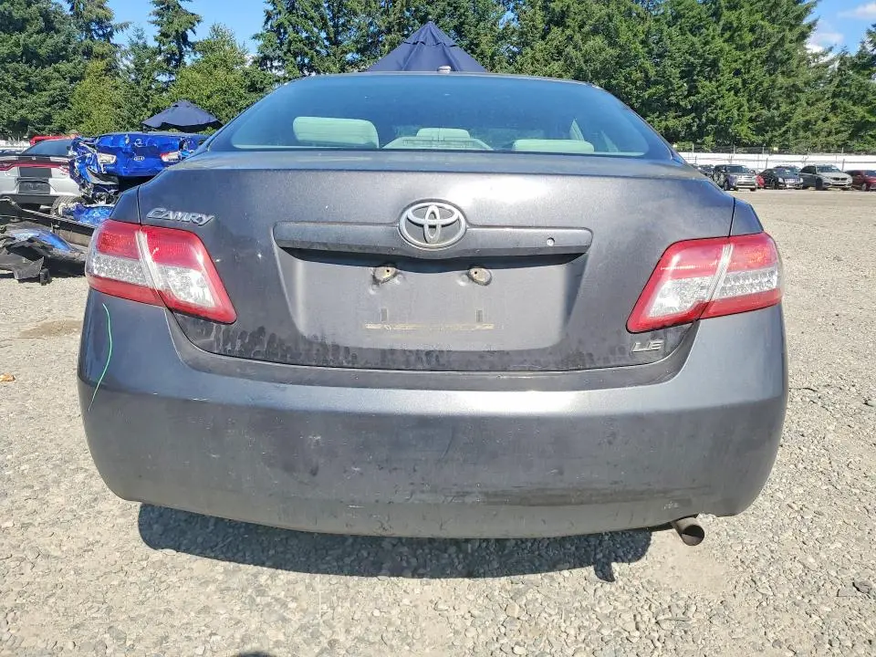 2011 TOYOTA CAMRY LE  