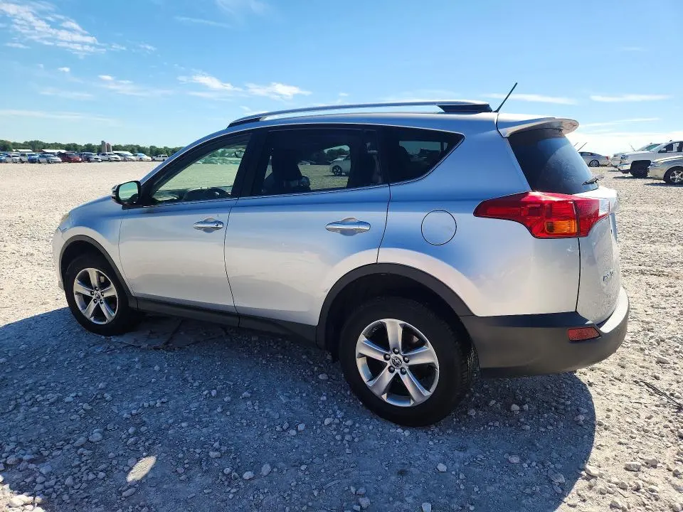 2015 TOYOTA RAV4 XLE  