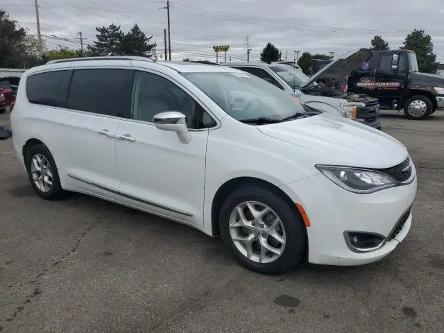2020 CHRYSLER PACIFICA LIMITED  