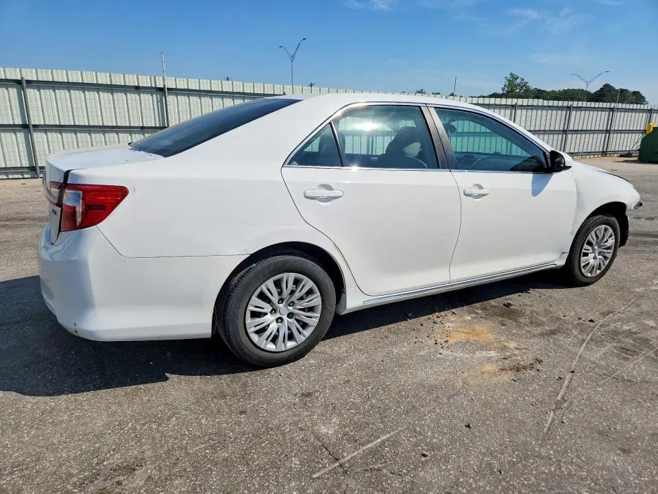 2014 TOYOTA CAMRY   