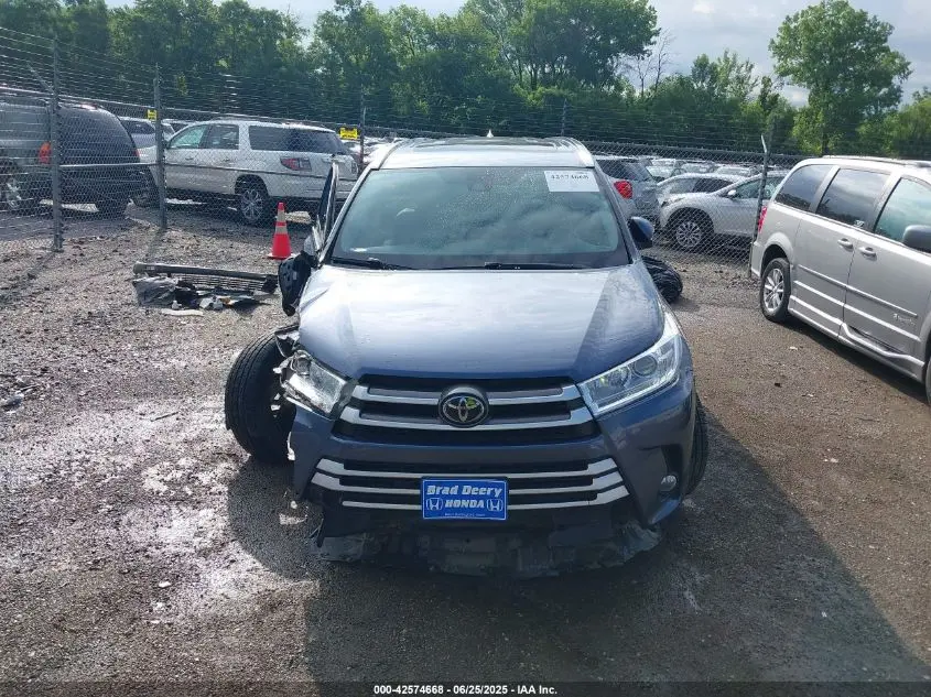 2019 TOYOTA HIGHLANDER XLE