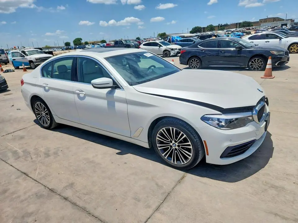 2019 BMW 530 I  