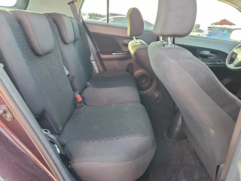 2010 TOYOTA SCION XD   