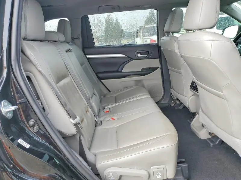 2015 TOYOTA HIGHLANDER XLE  