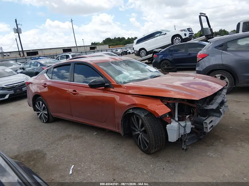 2020 NISSAN ALTIMA SR FWD
