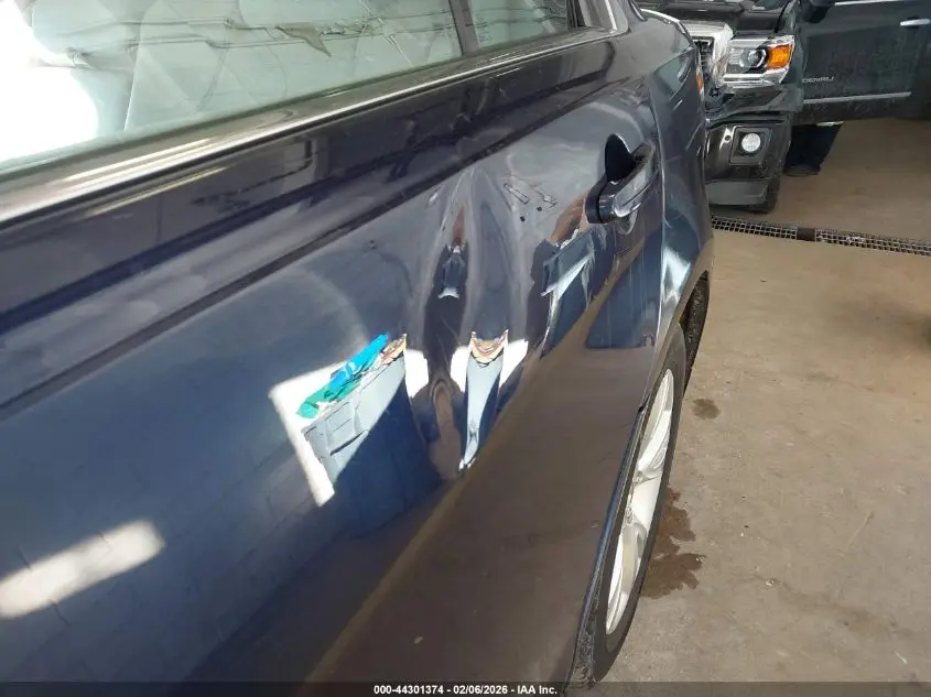 2011 FORD TAURUS SEL