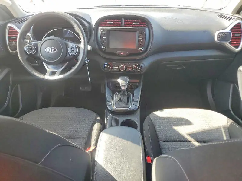2021 KIA SOUL S  