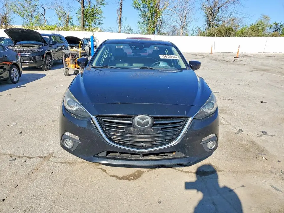 2016 MAZDA MAZDA3   