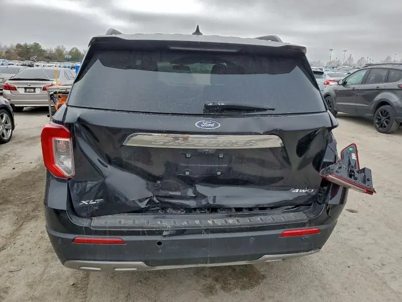 2021 FORD EXPLORER XLT  