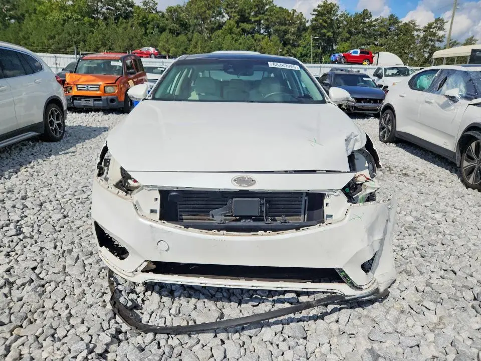 2019 KIA CADENZA LIMITED  