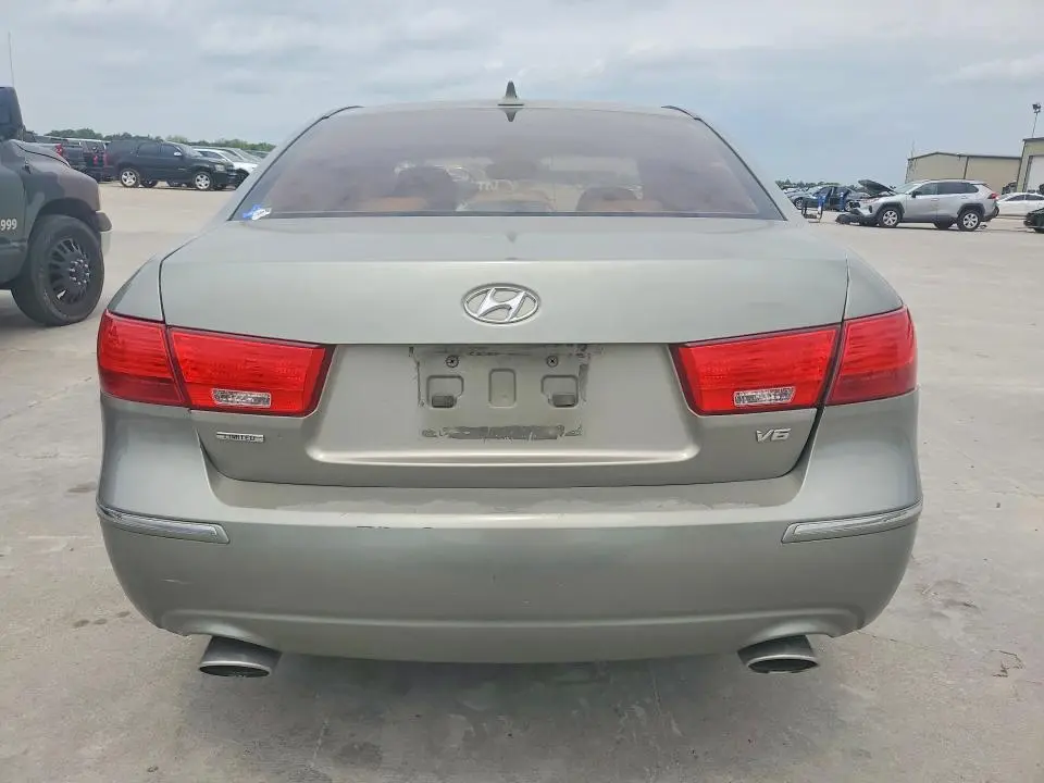 2010 HYUNDAI SONATA LIMITED V6  