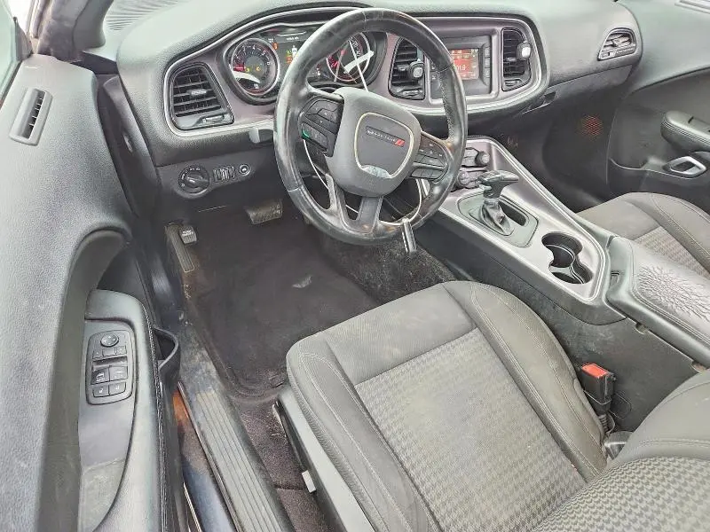 2017 DODGE CHALLENGER SXT  