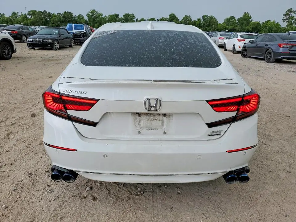 2021 HONDA ACCORD TOURING  