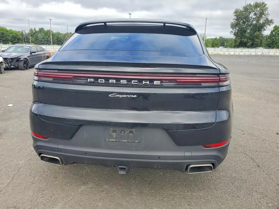 2024 PORSCHE CAYENNE COUPE  