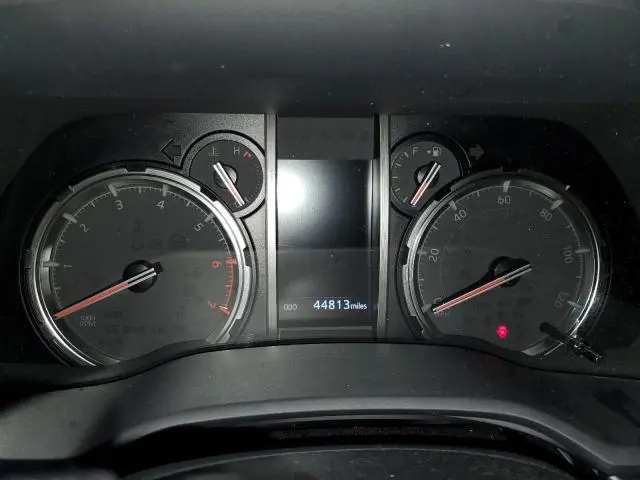 2023 TOYOTA 4RUNNER SE  